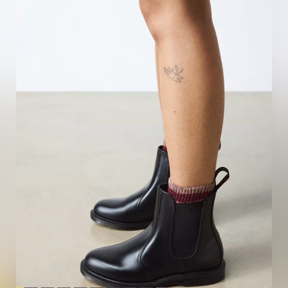 Authentic Dr  Doc Martin Flora Boots